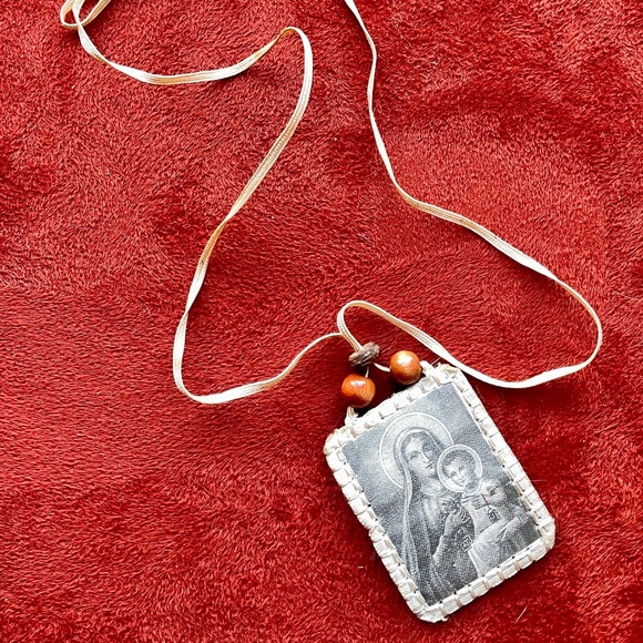 Artisan Beaded VINTAGE SCAPULAR Ribbon NECKLACE - Picture 6 of 6